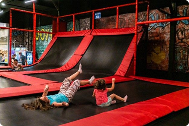 Trambolin Parkı – JoyPark Şubelerinde Çocuklar için Trambolin Alanı
